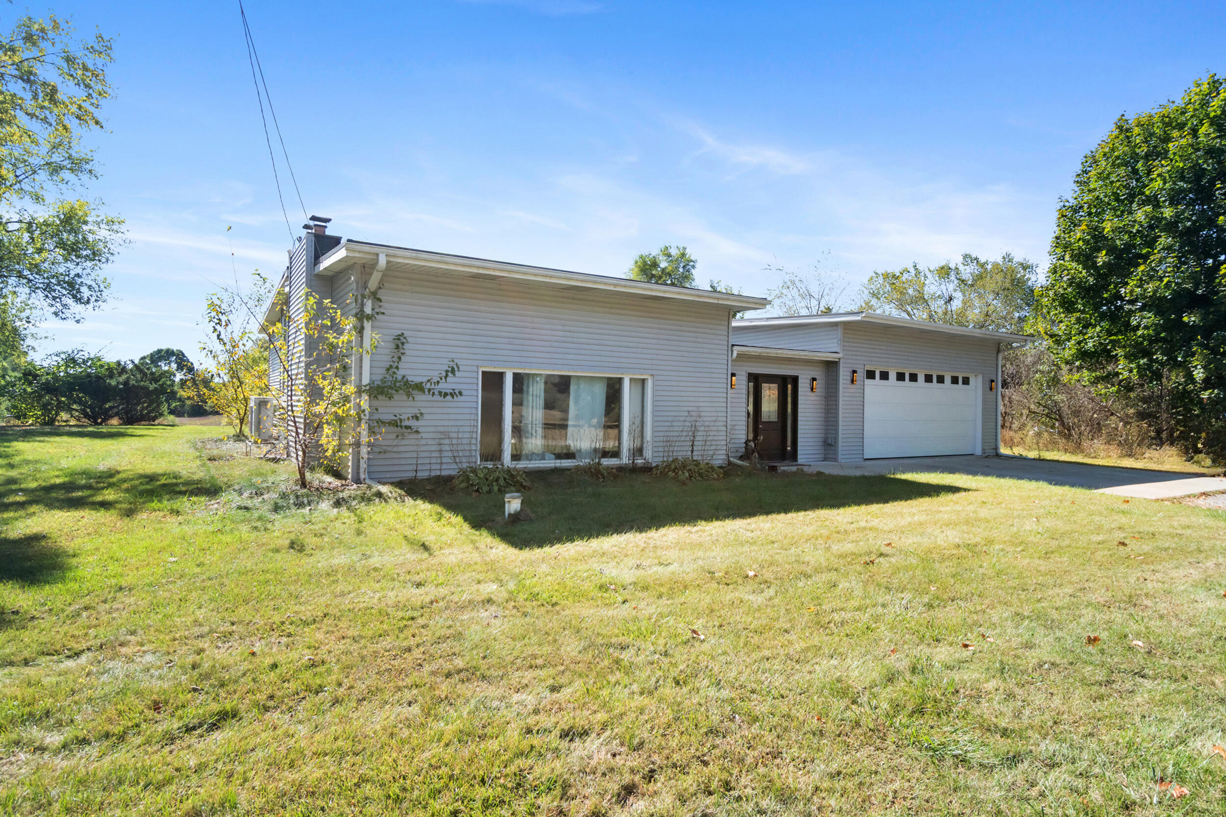 4259 Brooklyn Road Jackson, MI 49201 - Photo 2 of 27 4259 Brooklyn Rd Jackson MI - 0002