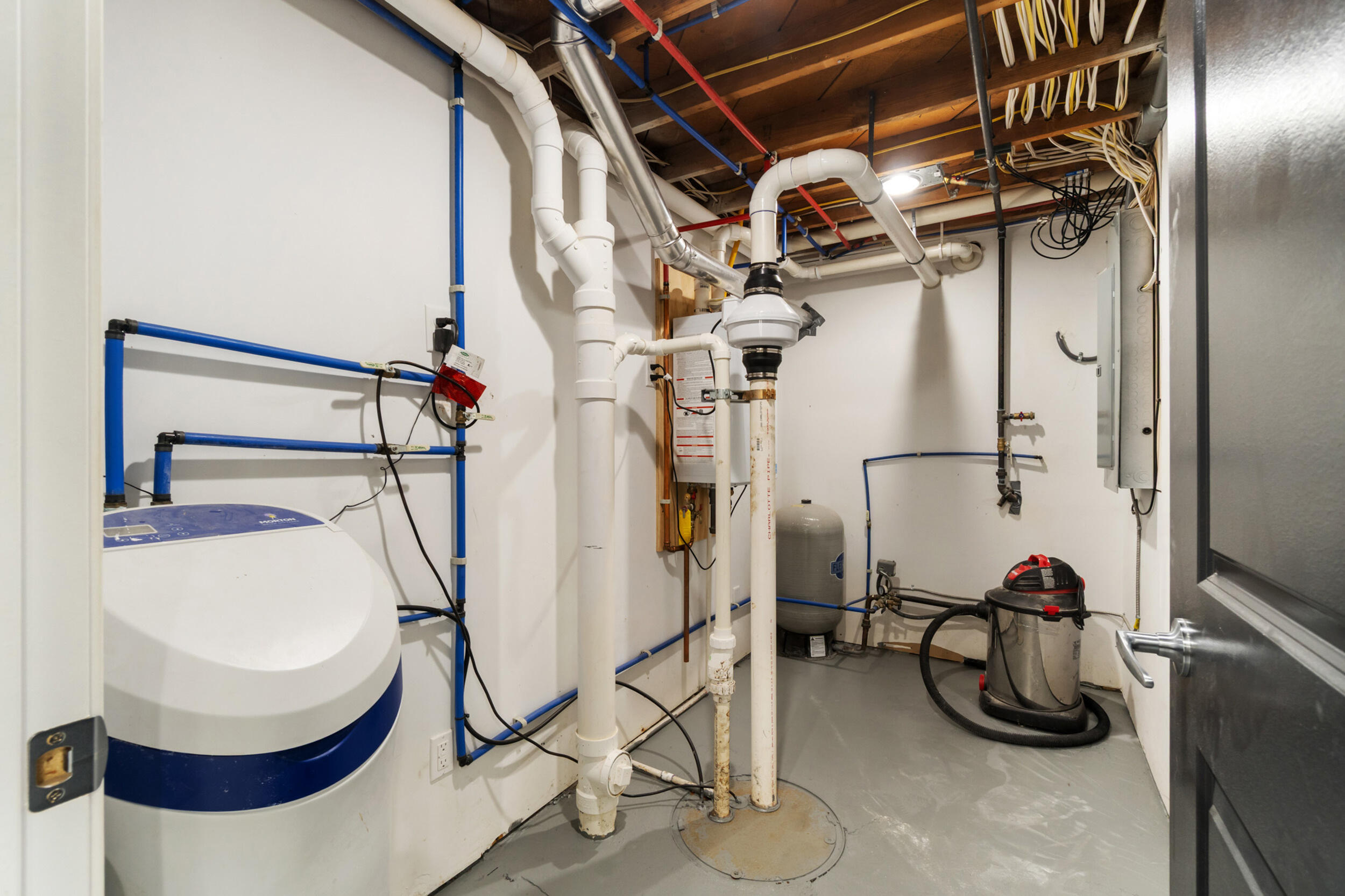 4259 Brooklyn Road Jackson, MI 49201 - Photo 26 of 27 4259 Brooklyn Rd Jackson MI - 00022