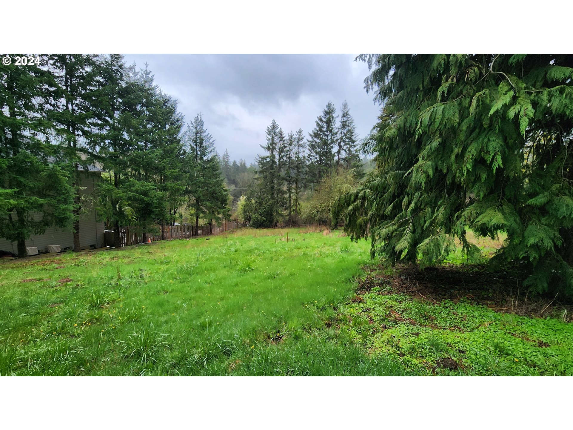 840 Southwest Stephenson Street Portland, OR 97219 - Photo 4 of 15