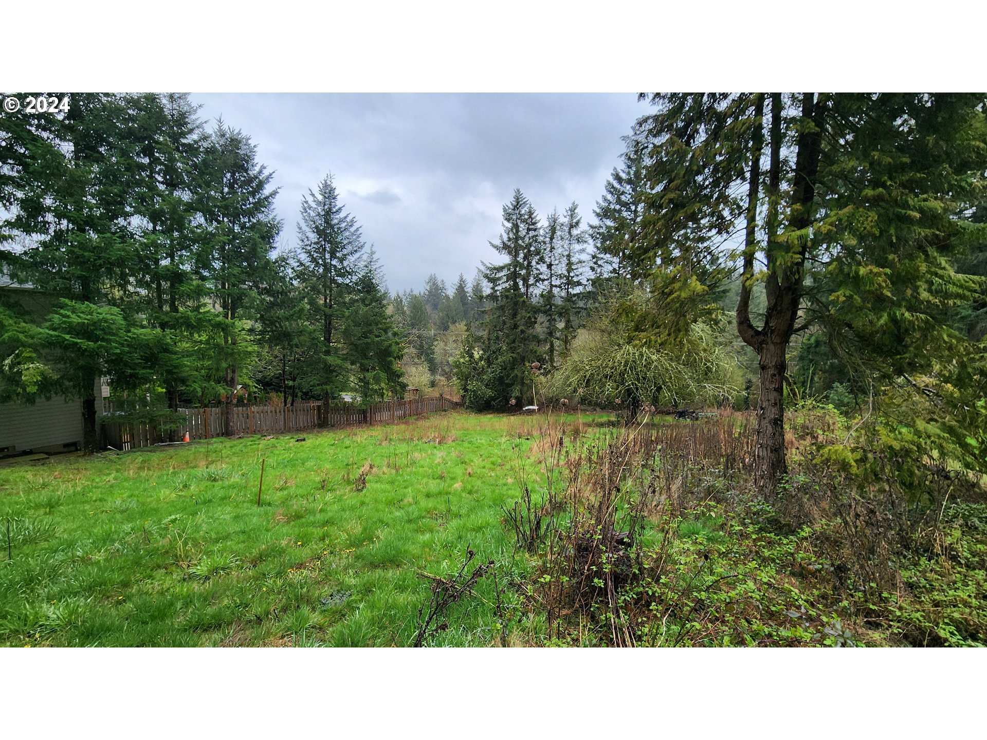 840 Southwest Stephenson Street Portland, OR 97219 - Photo 7 of 15