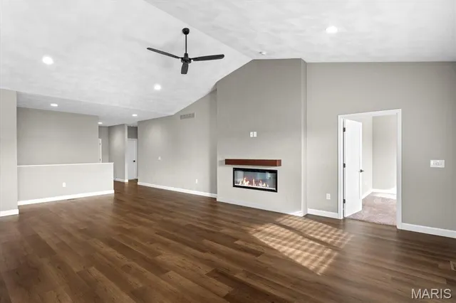 $385,000 | 700 Applewood Creek Drive, Fairview Heights, IL 62208