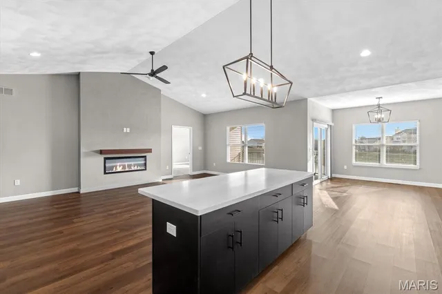 $385,000 | 700 Applewood Creek Drive, Fairview Heights, IL 62208