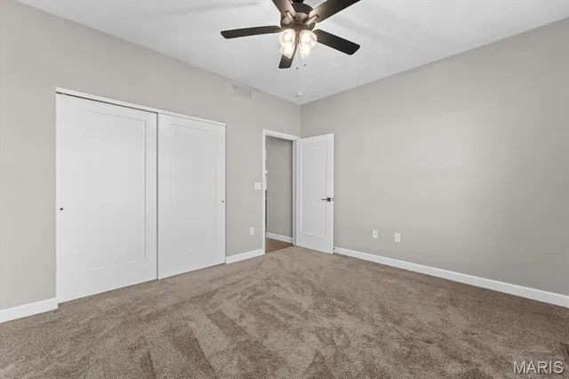 $385,000 | 700 Applewood Creek Drive, Fairview Heights, IL 62208