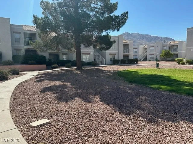 $949 | 6800 East Lake Mead Boulevard, Unit 1055, Las Vegas, NV 89156