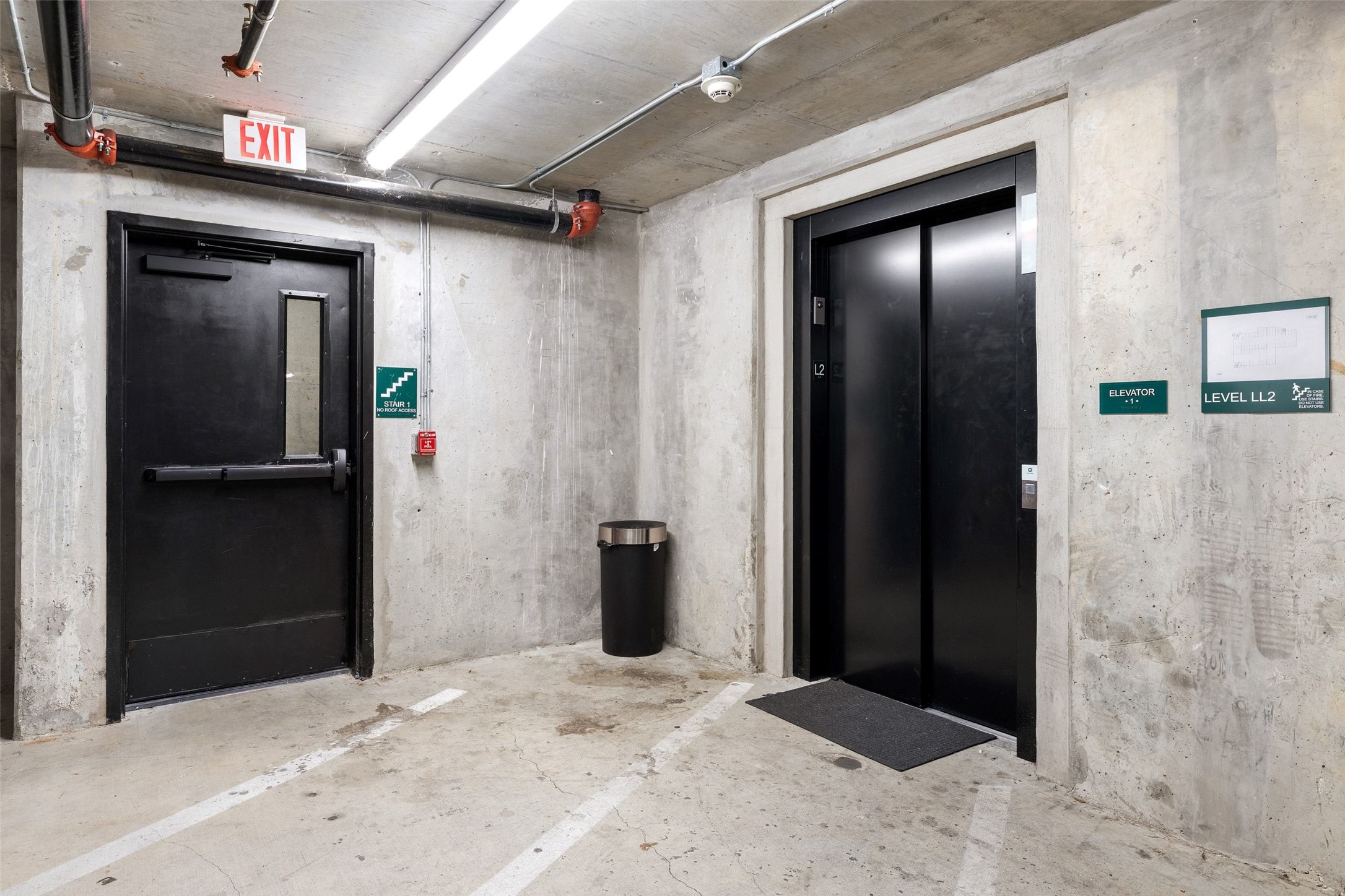 2500 Longview Street, Unit 418 Austin, TX 78705 - Photo 31 of 40 Elevator directly from your floor to the gated parking garage.