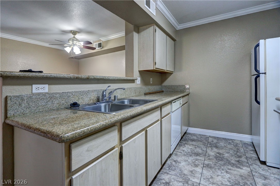 8101 West Flamingo Road, Unit 1061 Las Vegas, NV 89147 - Photo 10 of 25