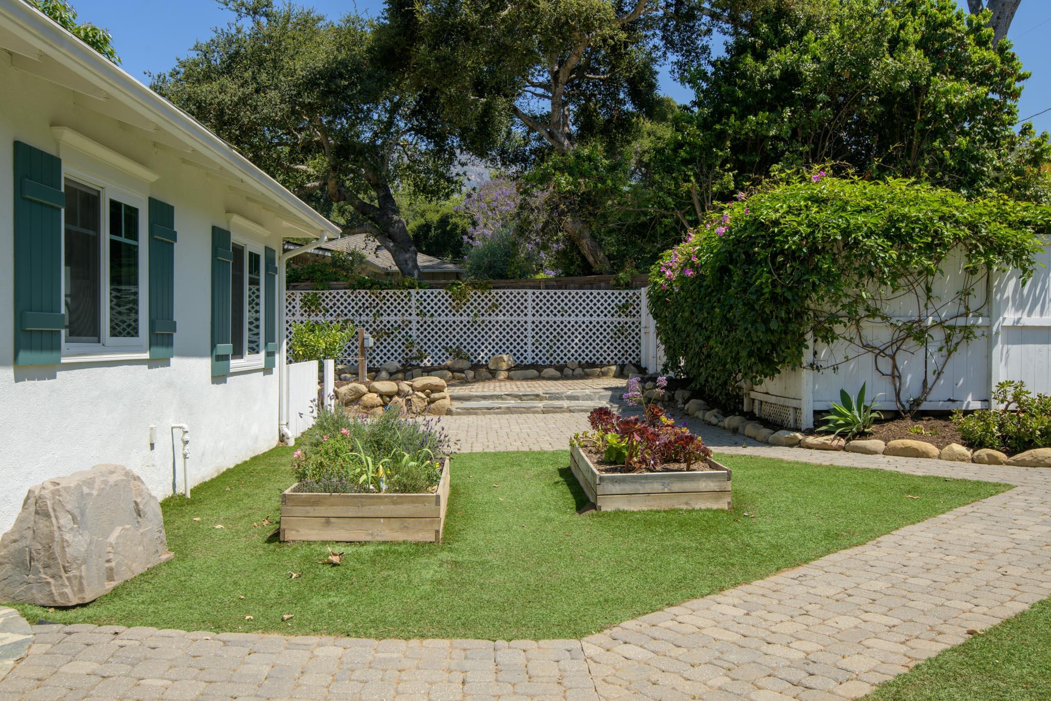 590 Santa Rosa Lane Santa Barbara, CA 93108 - Photo 11 of 16 Garden Beds