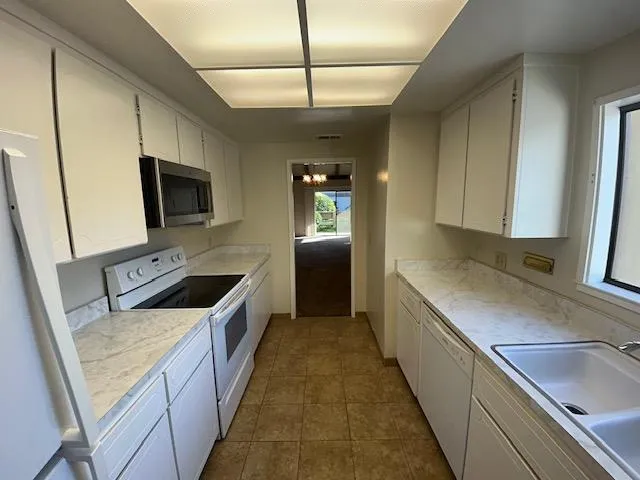 $3,100 | 6090 Montgomery Court, San Jose, CA 95135