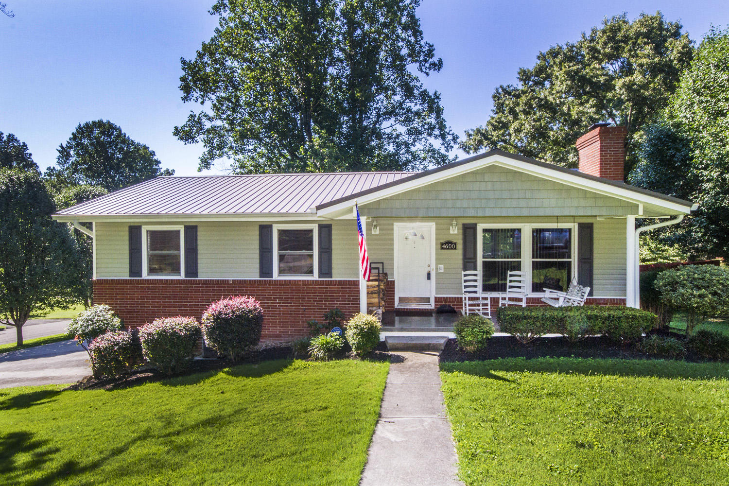 4600 Crestfield Road Knoxville, TN 37921 - Photo 1 of 31 IMG_0004
