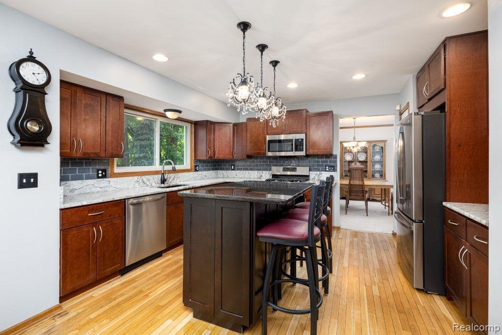 42028 Hunters Ridge Canton, MI 48188 - Photo 13 of 42