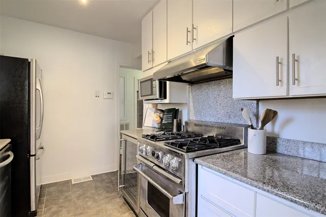 $595,000 | 7010 Vivian Avenue, Dallas, TX 75223