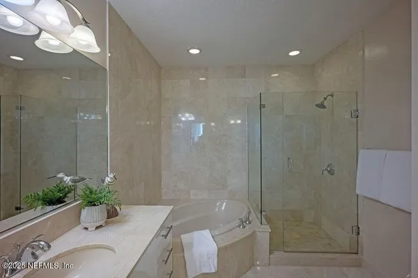 $549,900 | 1431 Riverplace Boulevard, Unit 2307, Jacksonville, FL 32207