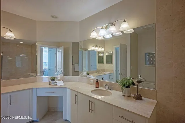 $549,900 | 1431 Riverplace Boulevard, Unit 2307, Jacksonville, FL 32207