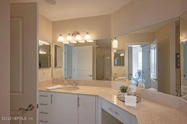 $549,900 | 1431 Riverplace Boulevard, Unit 2307, Jacksonville, FL 32207