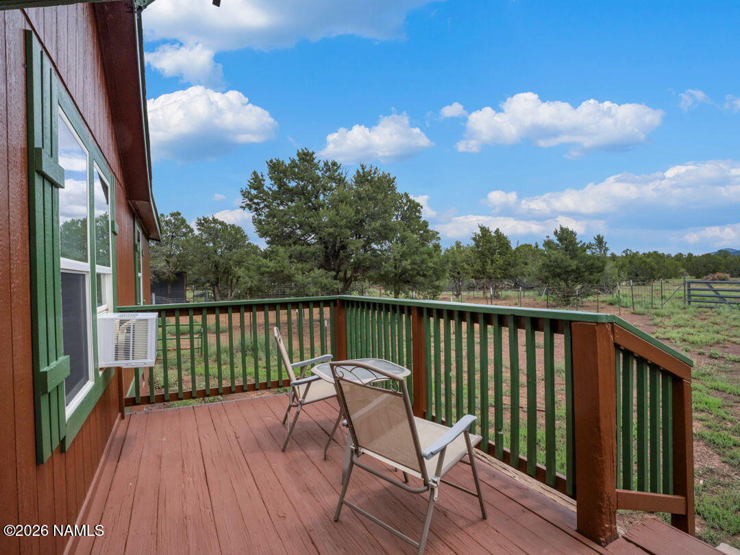2705 West Honeysuckle Road Williams, AZ 86046 - Photo 20 of 40 Front Porch