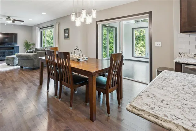 $525,000 | 13715 Grafton Court, Apple Valley, MN 55124