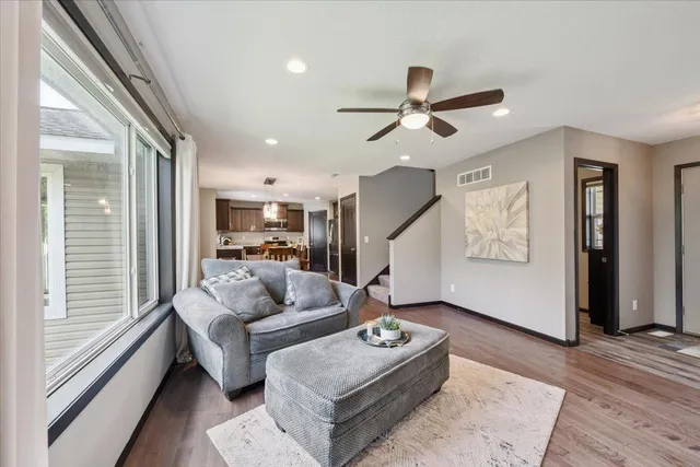 $525,000 | 13715 Grafton Court, Apple Valley, MN 55124