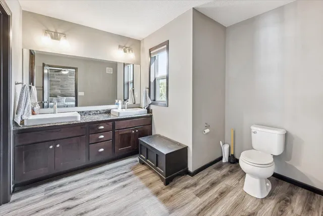 $525,000 | 13715 Grafton Court, Apple Valley, MN 55124