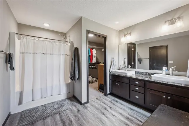 $525,000 | 13715 Grafton Court, Apple Valley, MN 55124