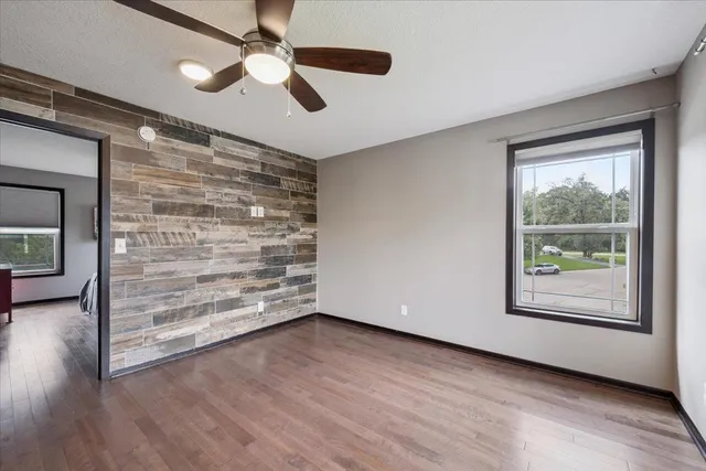 $525,000 | 13715 Grafton Court, Apple Valley, MN 55124