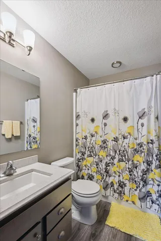 $525,000 | 13715 Grafton Court, Apple Valley, MN 55124