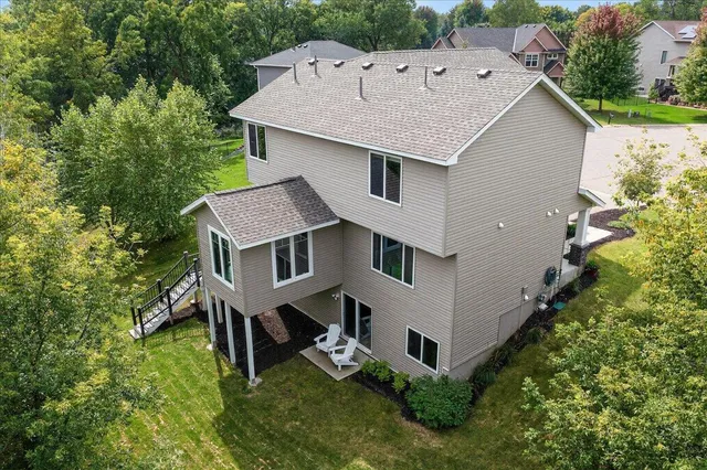 $525,000 | 13715 Grafton Court, Apple Valley, MN 55124