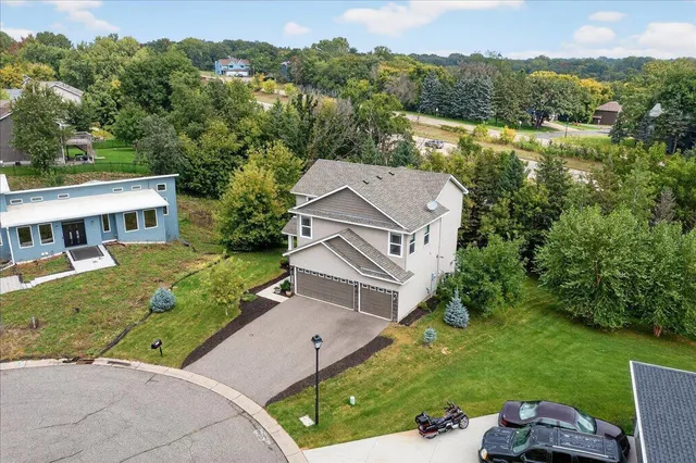 $525,000 | 13715 Grafton Court, Apple Valley, MN 55124