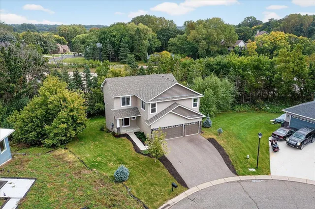 $525,000 | 13715 Grafton Court, Apple Valley, MN 55124