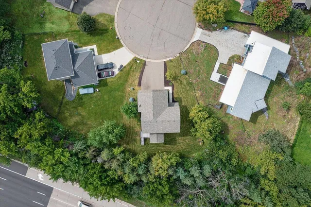 $525,000 | 13715 Grafton Court, Apple Valley, MN 55124