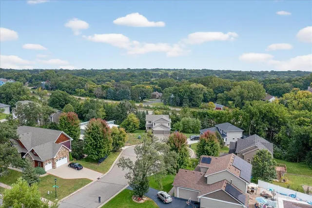 $525,000 | 13715 Grafton Court, Apple Valley, MN 55124