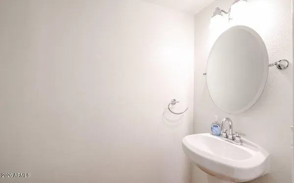 $1,950 | 10415 North 11th Street, Unit 1, Phoenix, AZ 85020