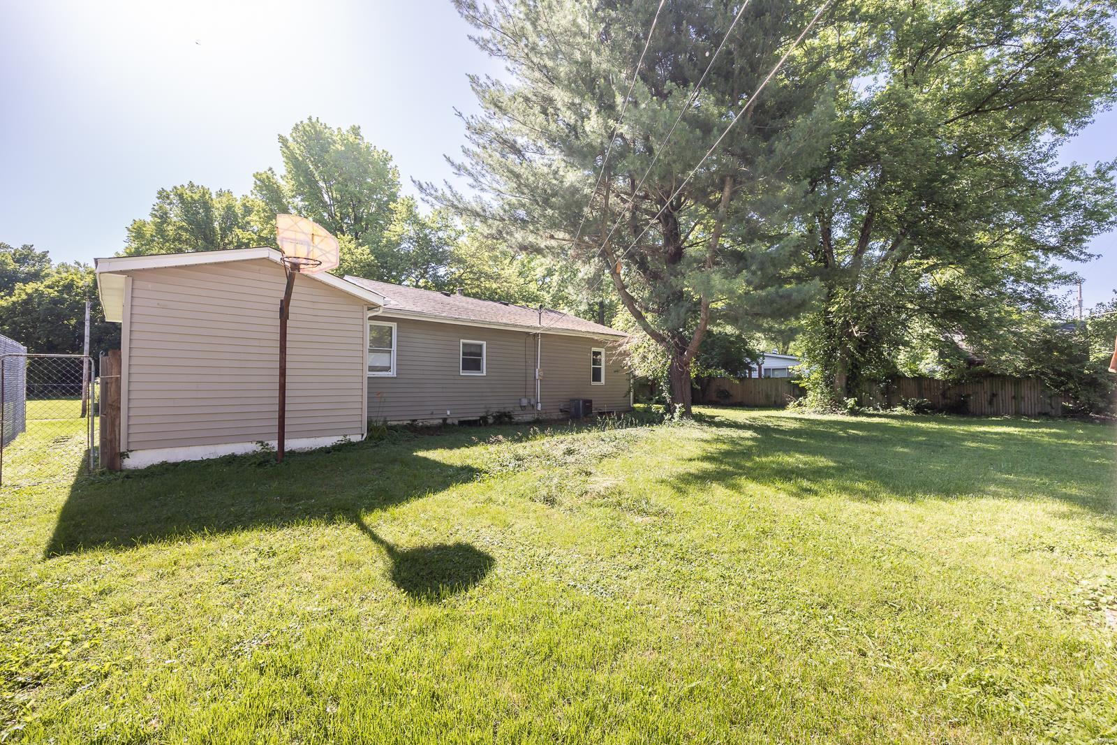 111 Dean Avenue O'Fallon, IL 62269 - Photo 23 of 25