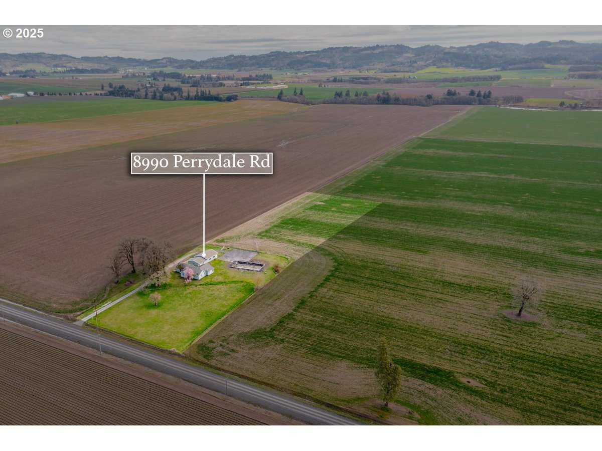 8990 Perrydale Road Amity, OR 97101 - Photo 4 of 37