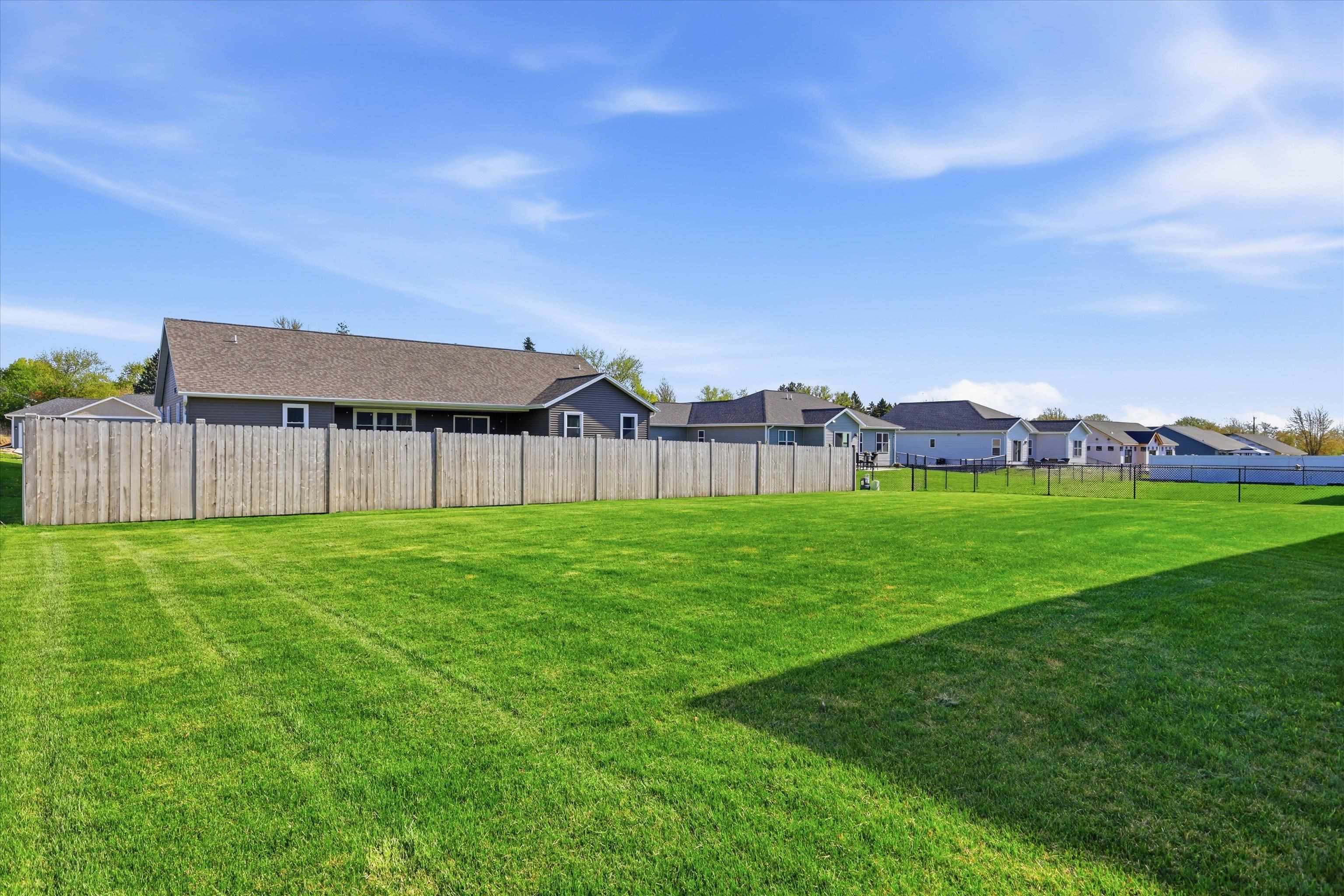 404 Sandmar Drive Ripon, WI 54971 - Photo 24 of 27