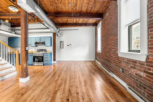 a view of a storage & utility room