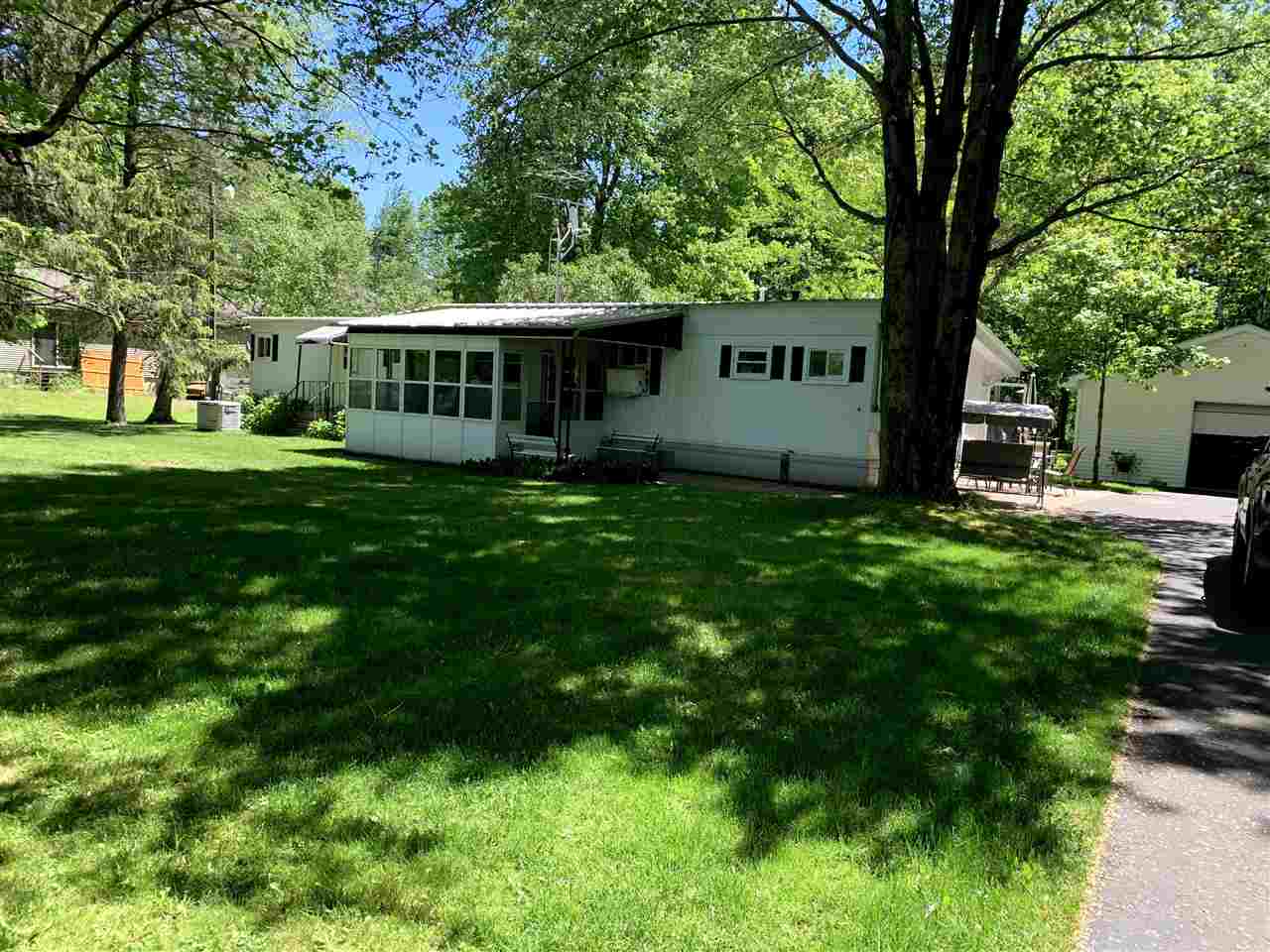 94 East Huron Road Omer, MI 48749 - Photo 22 of 22 1888099-21.JPG