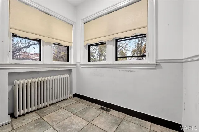 $1,250,000 | 49 Aberdeen Place, Clayton, MO 63105