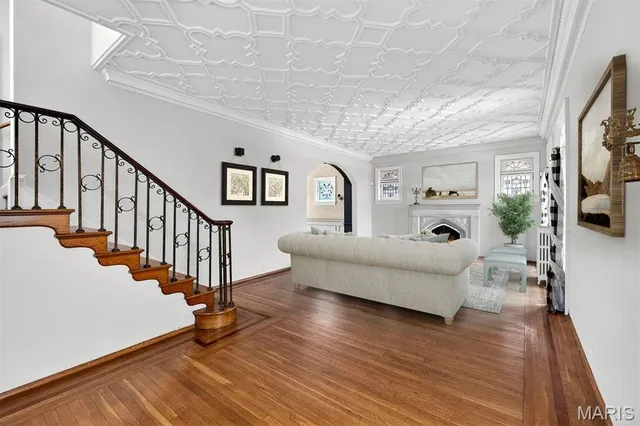 $1,250,000 | 49 Aberdeen Place, Clayton, MO 63105