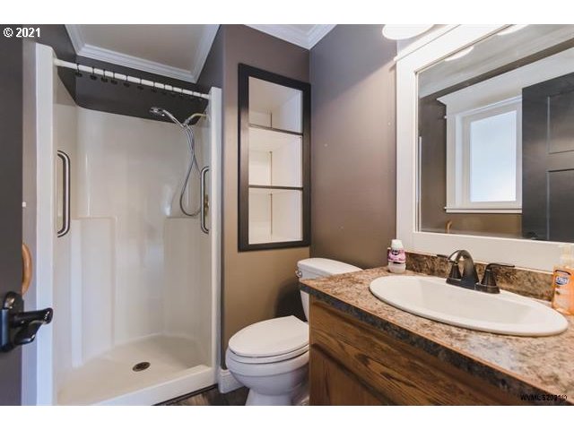 1201 Walker Road Lebanon, OR 97355 - Photo 30 of 32 Gallery Image 30