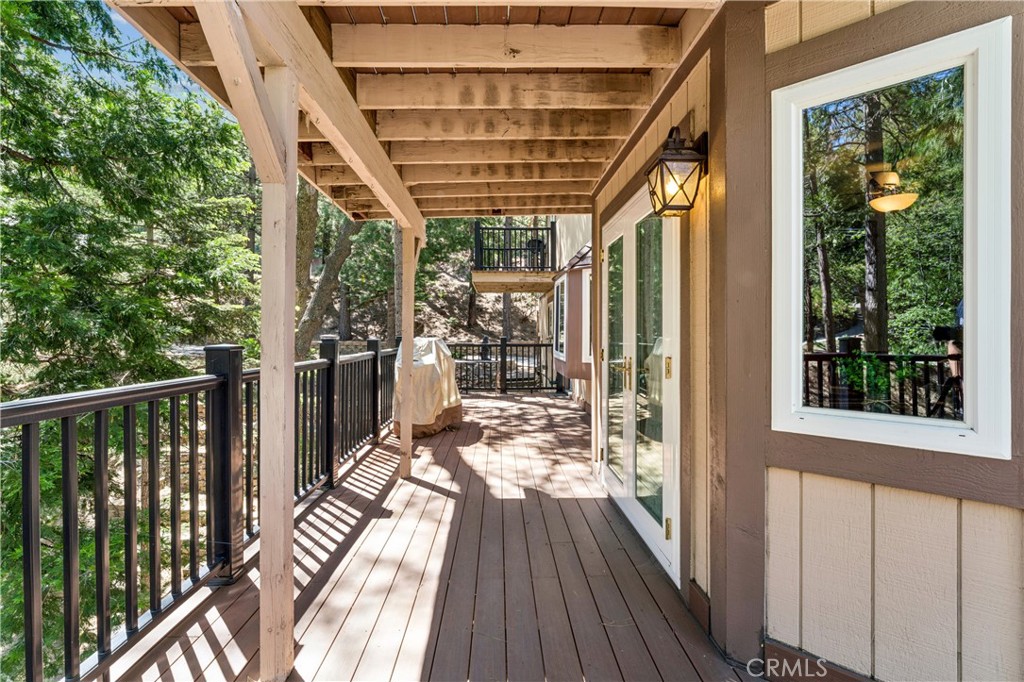628 Grass Valley Road Lake Arrowhead, CA 92352 - Photo 18 of 64