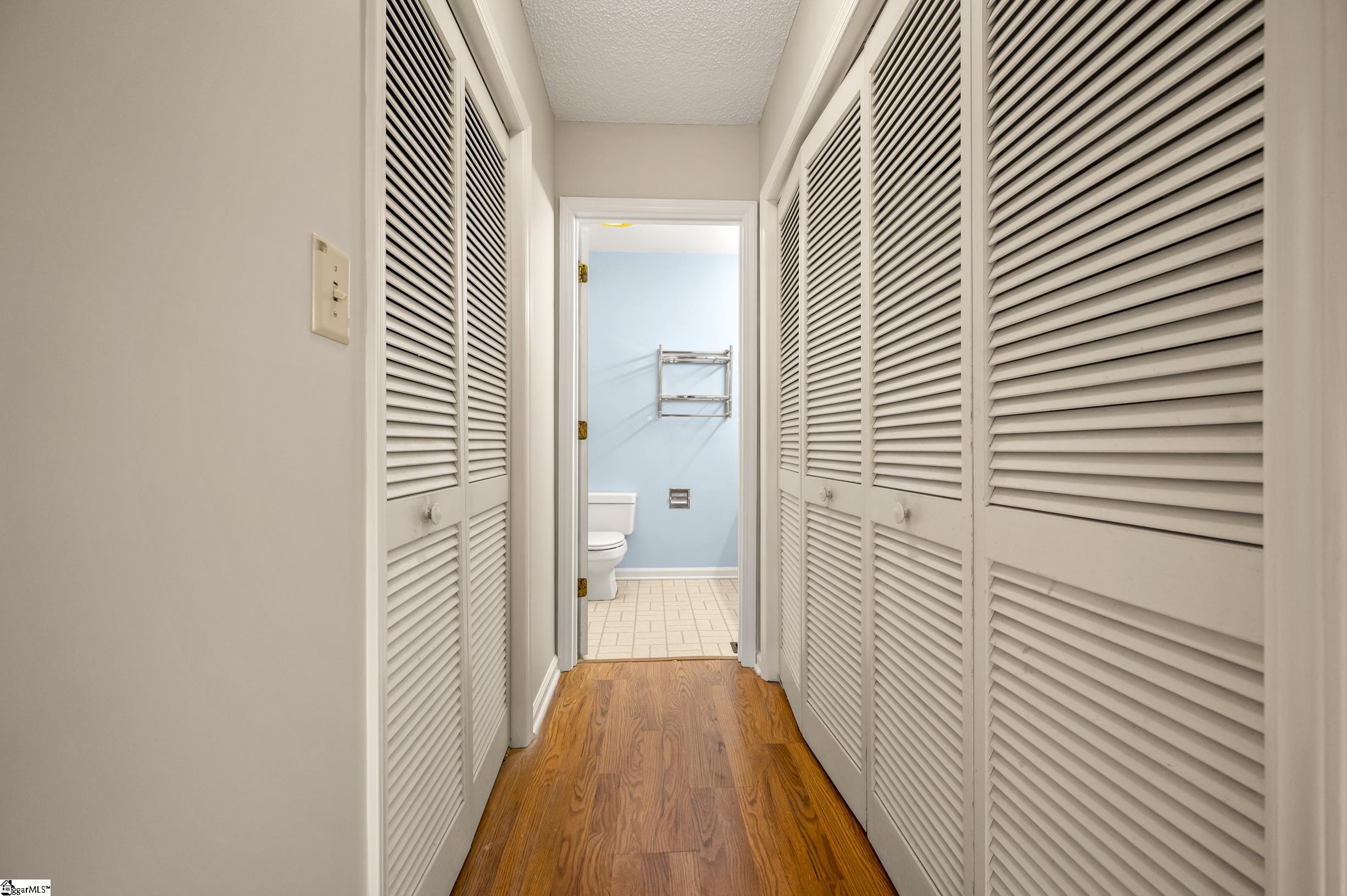 77 Chestnut Street, Unit OAK 301 Tryon, NC 28782 - Photo 23 of 39