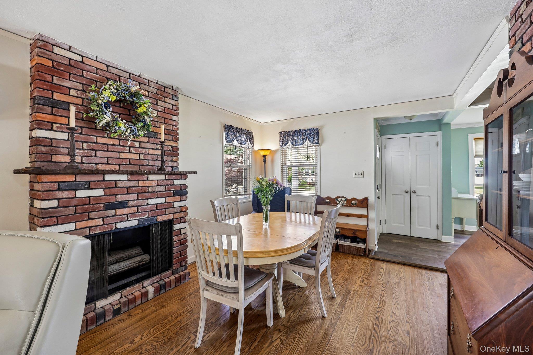 63 Kilburn Road South West Hempstead, NY 11552 - Photo 9 of 41