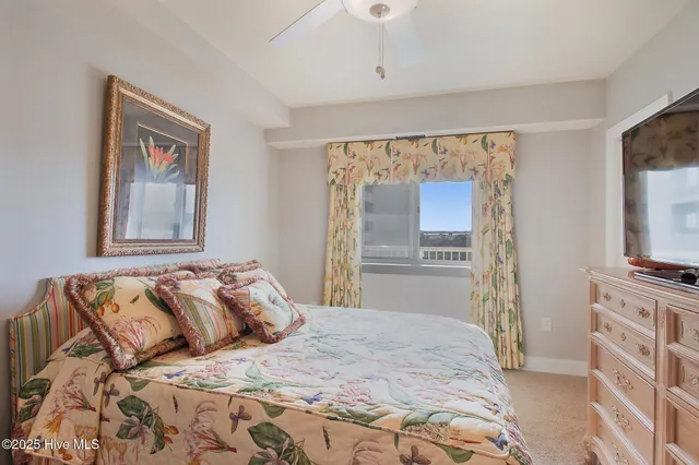 $670,000 | 100 Olde Towne Yacht Club Road, Unit 512, Beaufort, NC 28516