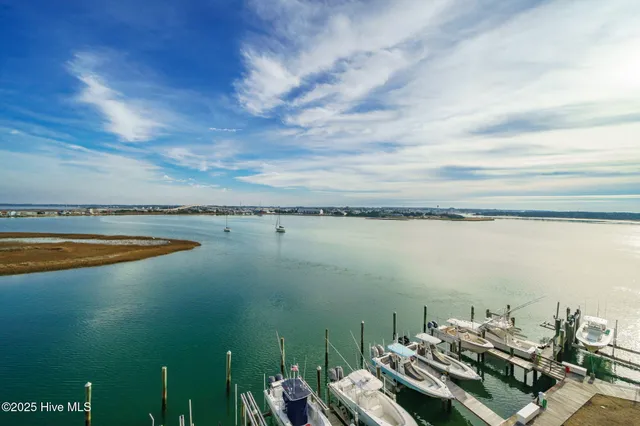 $670,000 | 100 Olde Towne Yacht Club Road, Unit 512, Beaufort, NC 28516