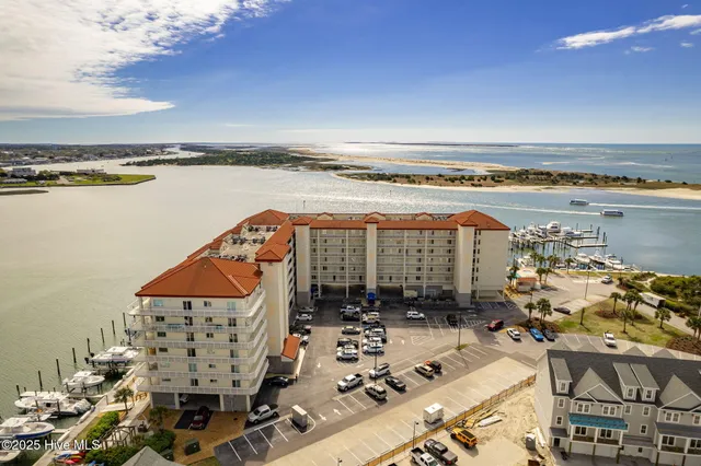 $670,000 | 100 Olde Towne Yacht Club Road, Unit 512, Beaufort, NC 28516