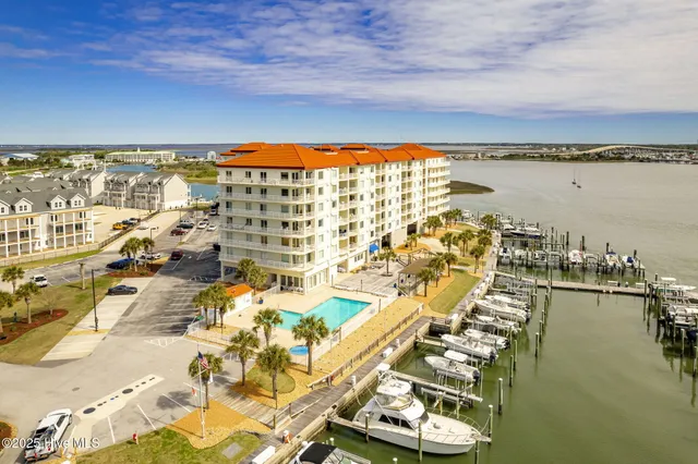 $670,000 | 100 Olde Towne Yacht Club Road, Unit 512, Beaufort, NC 28516