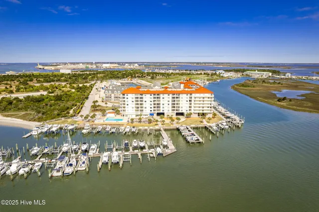 $670,000 | 100 Olde Towne Yacht Club Road, Unit 512, Beaufort, NC 28516