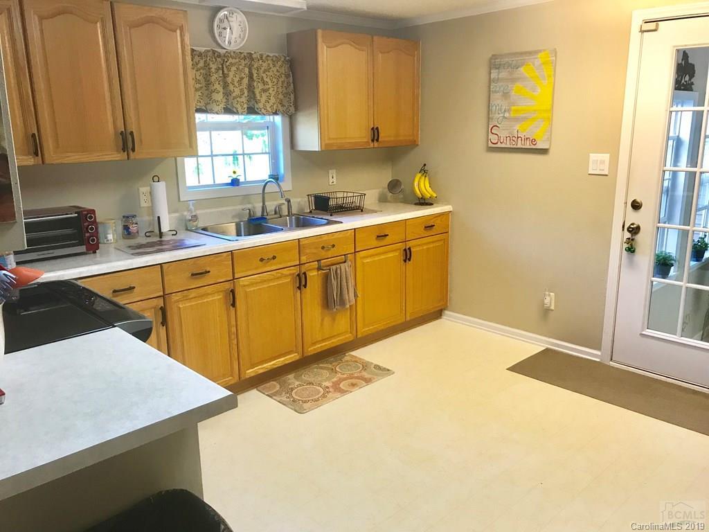 4646 Gwaltney Road Morganton, NC 28655 - Photo 10 of 20 Gallery Image 10