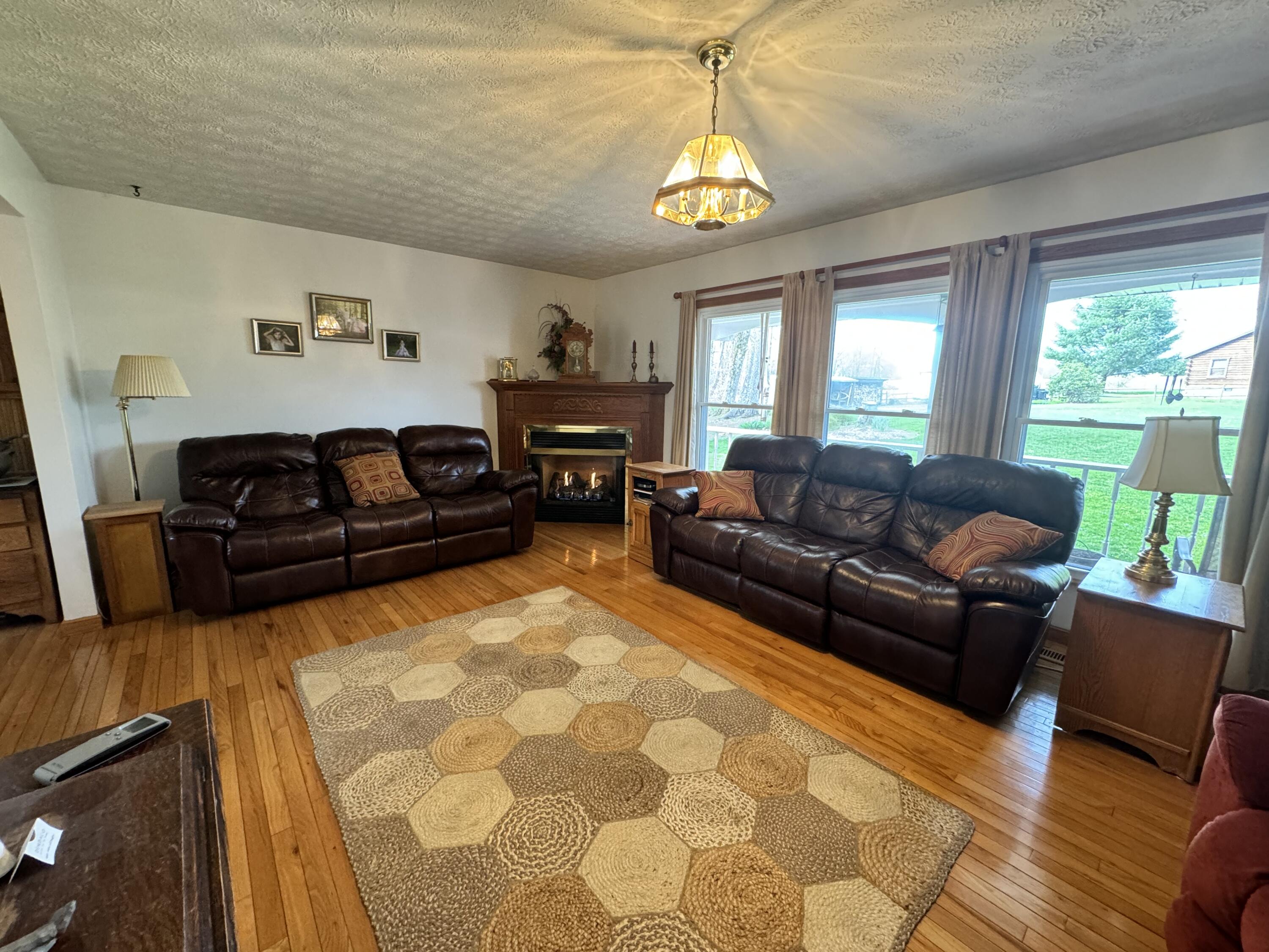 95 Rusty Road Nettie, WV 26681 - Photo 4 of 60 Gallery Image 4