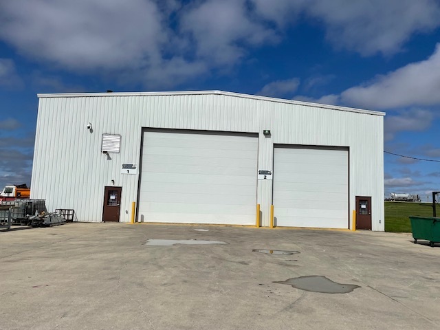 3639 East 6th Road Utica, IL 61373 - Photo 3 of 4
